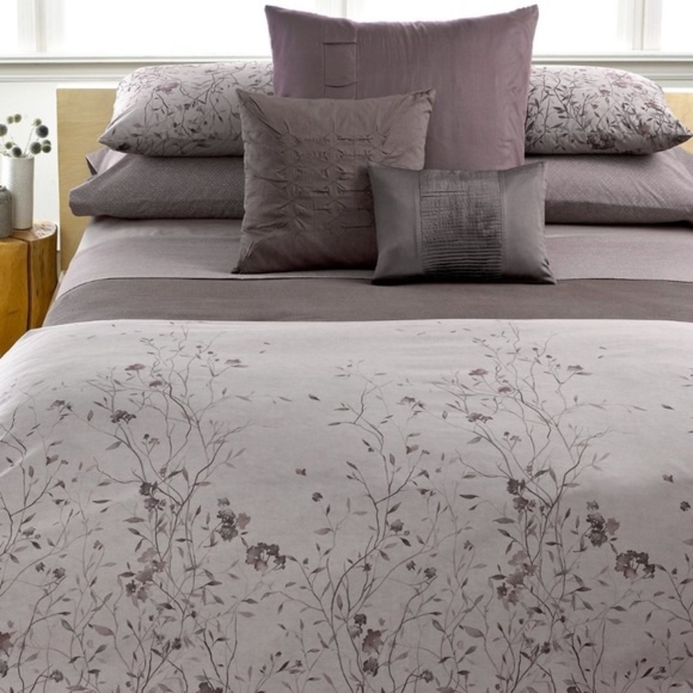ISO Calvin Klein Jardin duvet